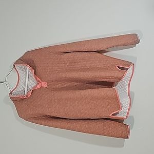 Quilt material pullover